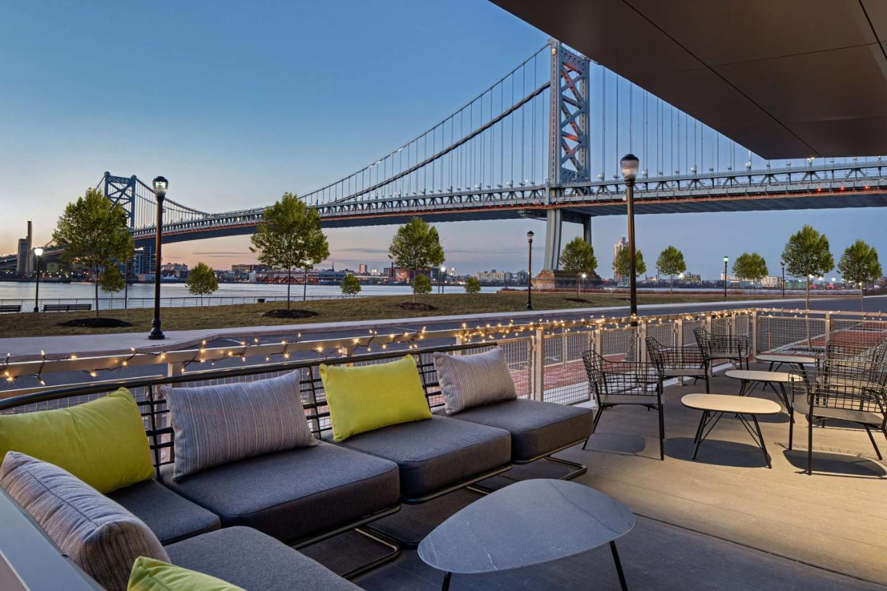 Hilton Garden Inn Camden Waterfront Philadelphia Exterior photo